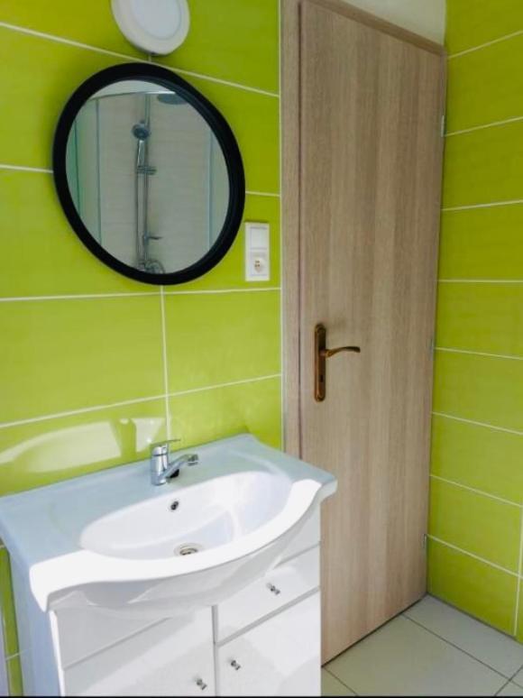 Jokai Apartman Komarno Exterior photo